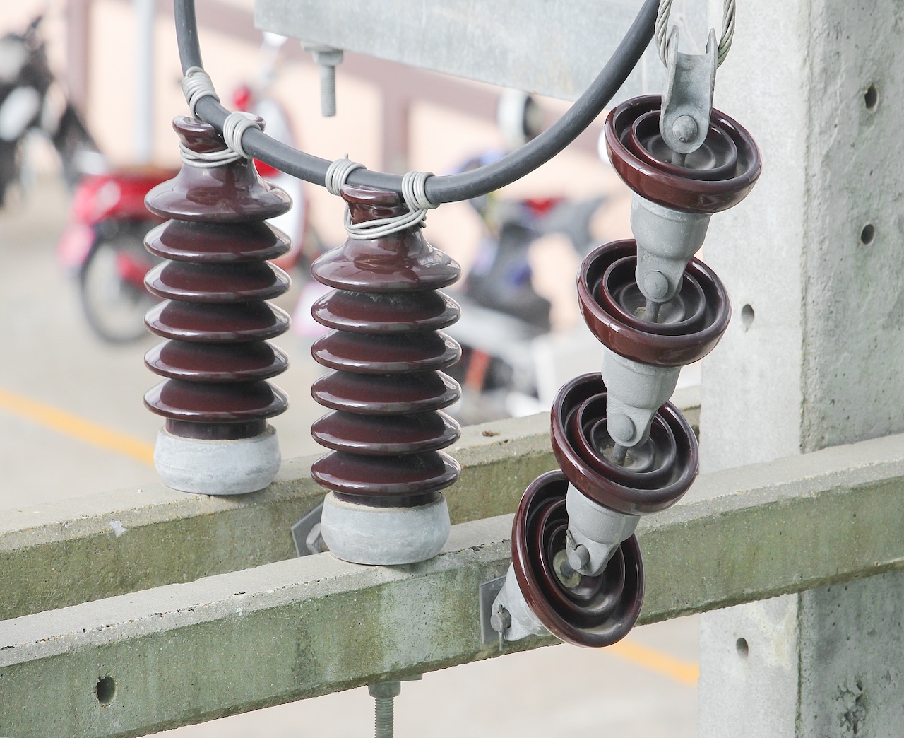 lightning Arrester 35-1 000 kV Porcelain-coated Gapless Metal Oxide Arresters